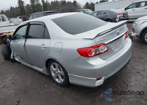 2011 Toyota Corolla S z USA, uszkodzony, nr VIN 2T1BU4EE4BC752768